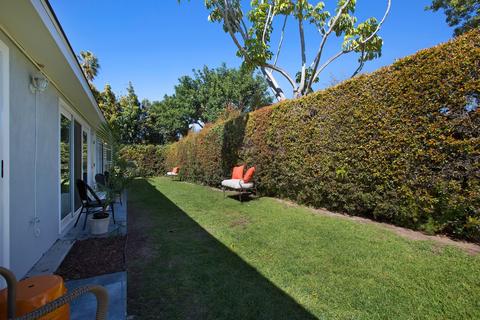 8911 Nottingham Pl, La Jolla, CA 92037 photo 13
