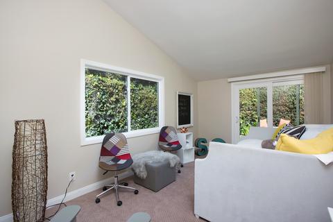 8911 Nottingham Pl, La Jolla, CA 92037 photo 25