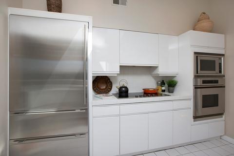 8911 Nottingham Pl, La Jolla, CA 92037 photo 24