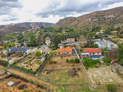 17239 Acanto Dr, Ramona, CA 92065 photo 2