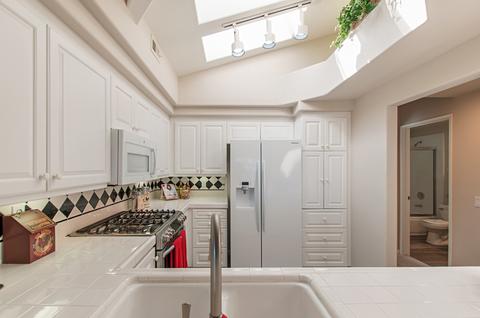 8617 Via Mallorca #E, La Jolla, CA 92037 photo 14
