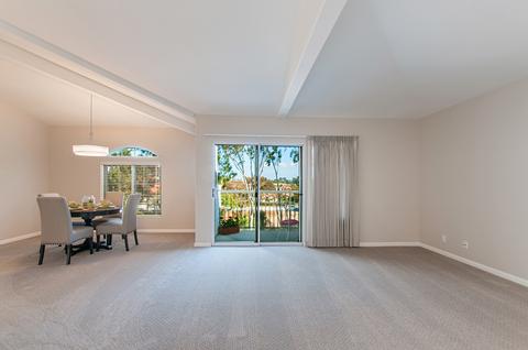 8617 Via Mallorca #E, La Jolla, CA 92037 photo 6