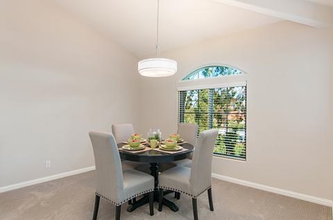 8617 Via Mallorca #E, La Jolla, CA 92037 photo 13