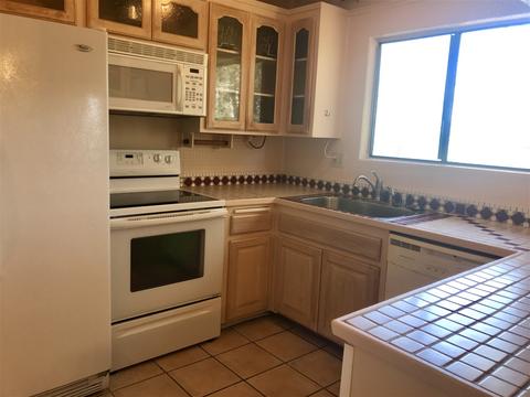 397 Stage Coach Rd, Oceanside, CA 92057 photo 4