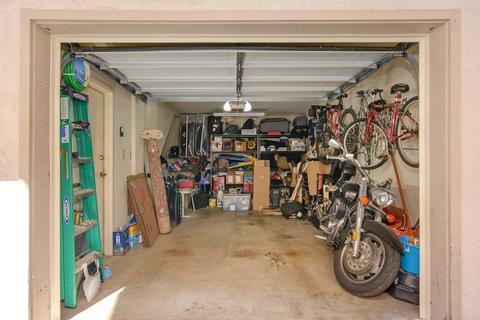 8272 Gilman Dr #20, La Jolla, CA 92037 photo 24