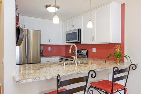 8272 Gilman Dr #20, La Jolla, CA 92037 photo 21
