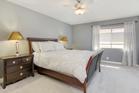 8272 Gilman Dr #20, La Jolla, CA 92037 photo 12