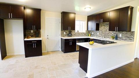 422 E Oxford St, Chula Vista, CA 91911 photo 2