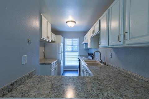 5700 Baltimore Dr #246, La Mesa, CA 91942 photo 4