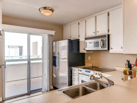 8787 Gilman Dr #C, La Jolla, CA 92037 photo 4