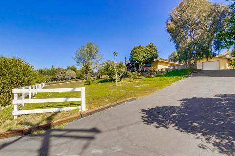 3306 Sunset Dr, Fallbrook, CA 92028 photo 3