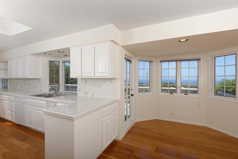 7335 Encelia Dr, La Jolla, CA 92037 photo 13