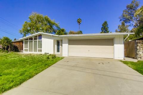 9228 Todos Santos Dr, Santee, CA 92071 photo 2