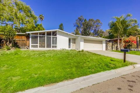 9228 Todos Santos Dr, Santee, CA 92071 photo 1