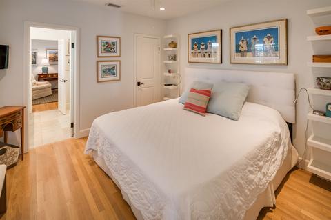 461 B, Coronado, CA 92118 photo 16