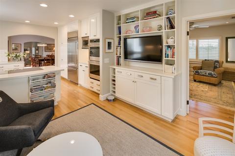 461 B, Coronado, CA 92118 photo 11