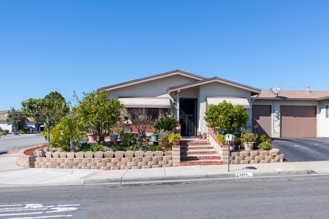 3299 Anchor Cir, Oceanside, CA 92056 photo 1