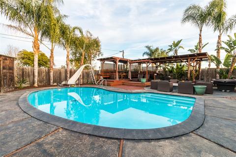 2601 Mercury Dr, Lemon Grove, CA 91945 photo 4