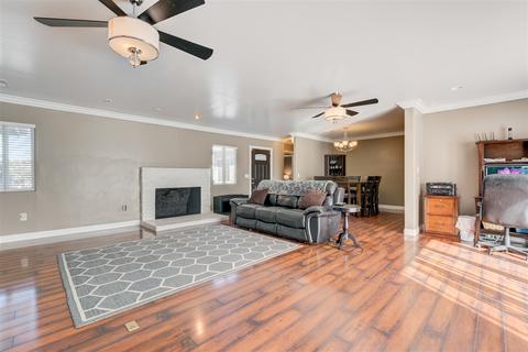 1915 Ranchito Ln, Alpine, CA 91901 photo 5