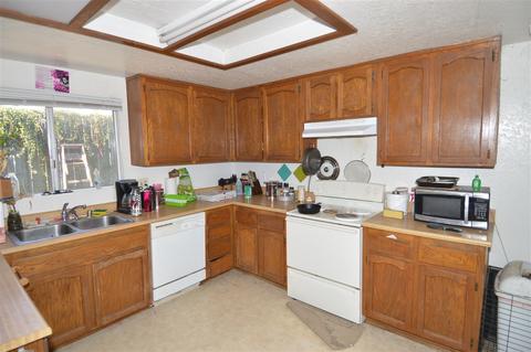 735 W 5th Ave, Escondido, CA 92025 photo 4