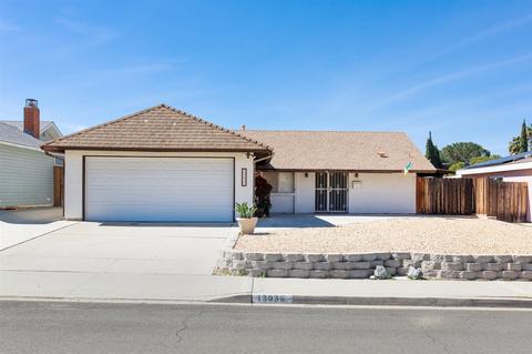 13036 Standish, Poway, CA 92064 photo 1