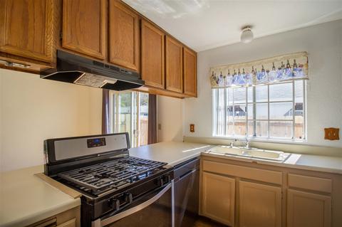719 S Anza St, El Cajon, CA 92020 photo 1