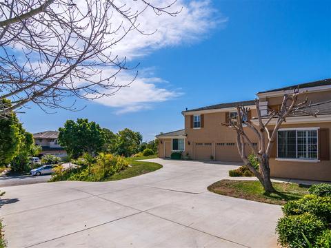 1427 Arbor Ct, Encinitas, CA 92024 photo 2
