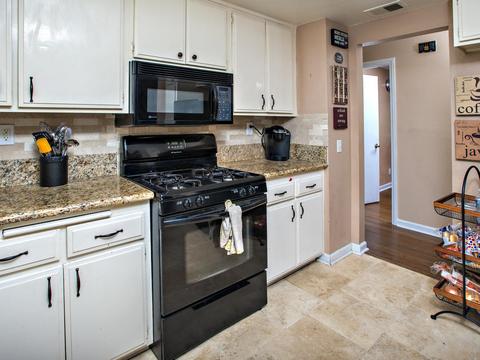 3469 Peach Tree Way, Oceanside, CA 92058 photo 8