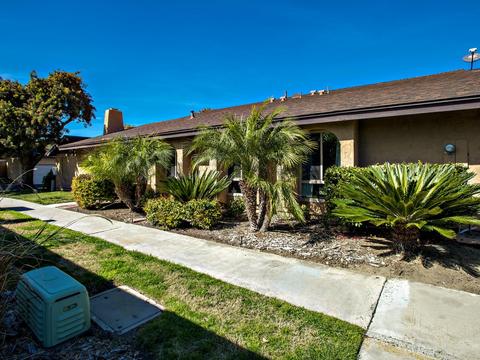3469 Peach Tree Way, Oceanside, CA 92058 photo 2