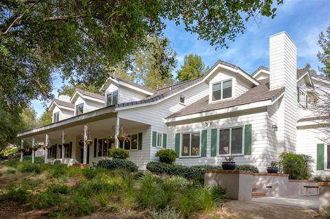 2302 Canyon Rd, Escondido, CA 92025 photo 2