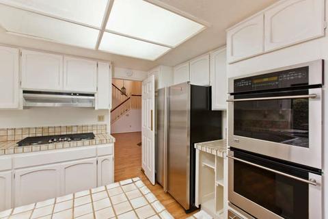 637 Hibiscus Gln, Escondido, CA 92025 photo 14