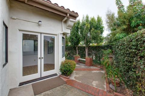 637 Hibiscus Gln, Escondido, CA 92025 photo 5