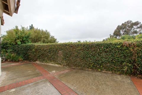 637 Hibiscus Gln, Escondido, CA 92025 photo 6