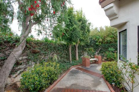 637 Hibiscus Gln, Escondido, CA 92025 photo 4