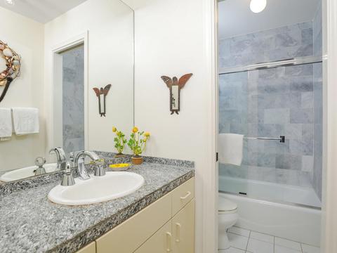 6921 Neptune Pl, La Jolla, CA 92037 photo 14