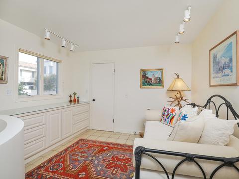 6921 Neptune Pl, La Jolla, CA 92037 photo 16