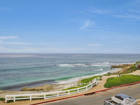 6921 Neptune Pl, La Jolla, CA 92037 photo 22