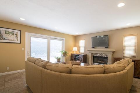 520 Pine Tree Pl, Escondido, CA 92025 photo 10