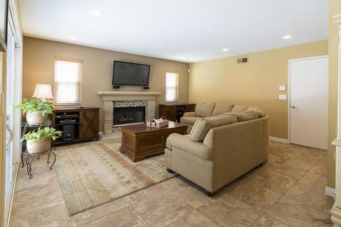 520 Pine Tree Pl, Escondido, CA 92025 photo 9