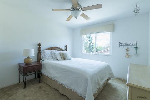 520 Pine Tree Pl, Escondido, CA 92025 photo 13