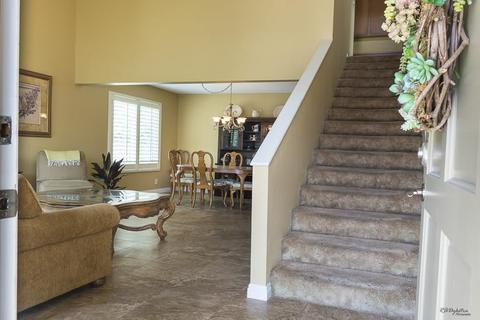 520 Pine Tree Pl, Escondido, CA 92025 photo 12