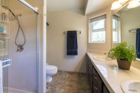 520 Pine Tree Pl, Escondido, CA 92025 photo 16