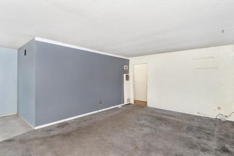 1276 Elkelton Blvd, Spring Valley, CA 91977 photo 3