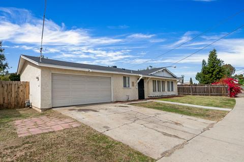 1276 Elkelton Blvd, Spring Valley, CA 91977 photo 2
