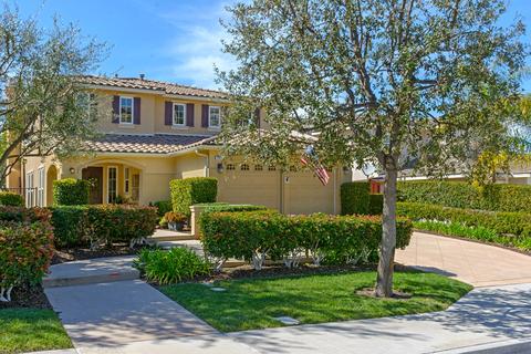 1067 Vista Pointe Blvd, Oceanside, CA 92057 photo 2