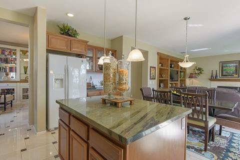 1067 Vista Pointe Blvd, Oceanside, CA 92057 photo 12