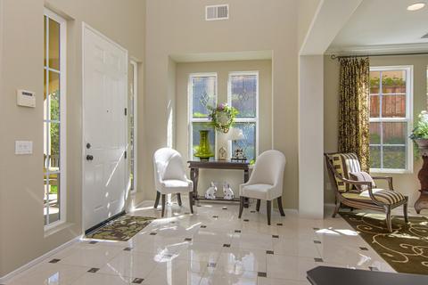 1067 Vista Pointe Blvd, Oceanside, CA 92057 photo 5