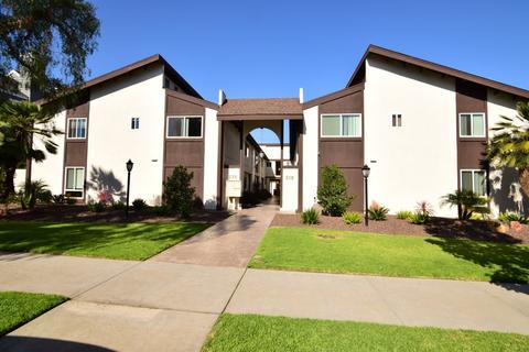 230 B Ave, Coronado, CA 92118 photo 1