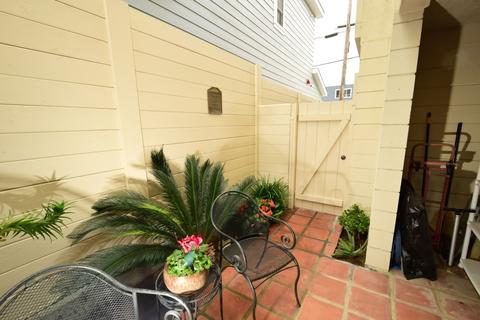 230 B Ave, Coronado, CA 92118 photo 18