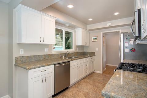 6380 Henderson Dr, La Mesa, CA 91942 photo 8
